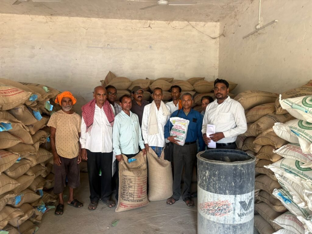 खरीफ वर्ष 2026 के लिए कोरबा जिले में खाद एवं बीज का पर्याप्त भंडारण