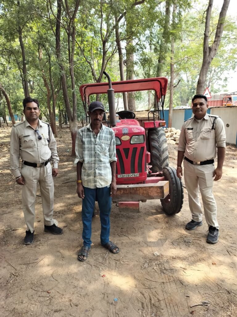कोरबा में खनिज उड़नदस्ते की बड़ी कार्रवाई: 18 जगह दबिश, रेत-गिट्टी ले जाते 7 वाहन जब्त