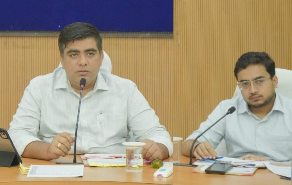 सेवा संकल्प अभियान की तैयारियों को लेकर कलेक्टर ने प्राचार्यों की बैठक लेकर दिए आवश्यक निर्देश 17 सितंबर से 17 अक्टूबर तक जिले में होंगे विभिन्न आयोजन, विद्यालय स्तर से जिला स्तर तक होंगी चित्रकला एवं भाषण प्रतियोगिताएं