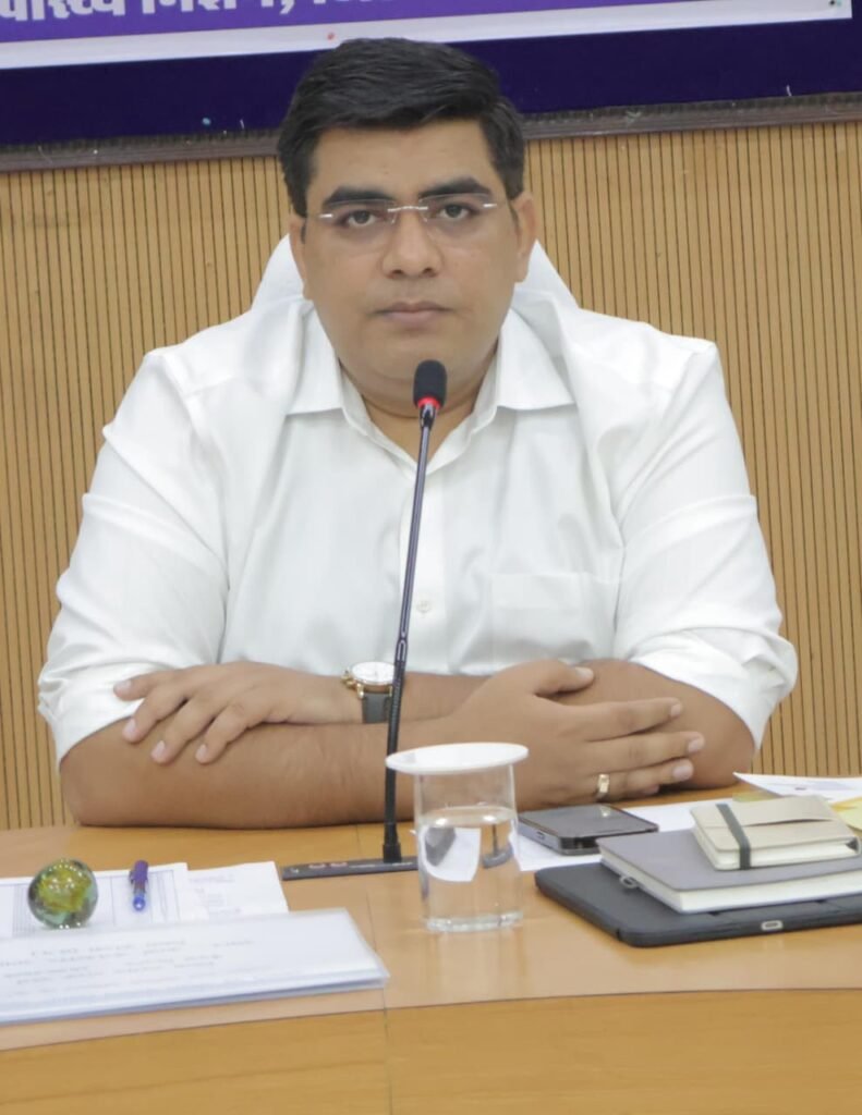 साक्षर कोरबा-समृद्ध कोरबा” की ओर कदम, 27 को होगी उल्लास महापरीक्षा 7,817 शिक्षार्थी होंगे शामिल, 383 केंद्रों पर होगी परीक्षा; जेल में भी गूंजेगी शिक्षा की अलख